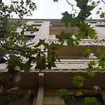 Modern Studio Apartment At Convenient Location
